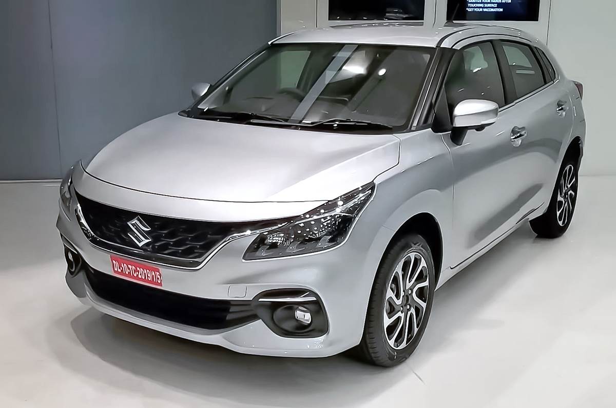 Maruti Suzuki Baleno front quarter 